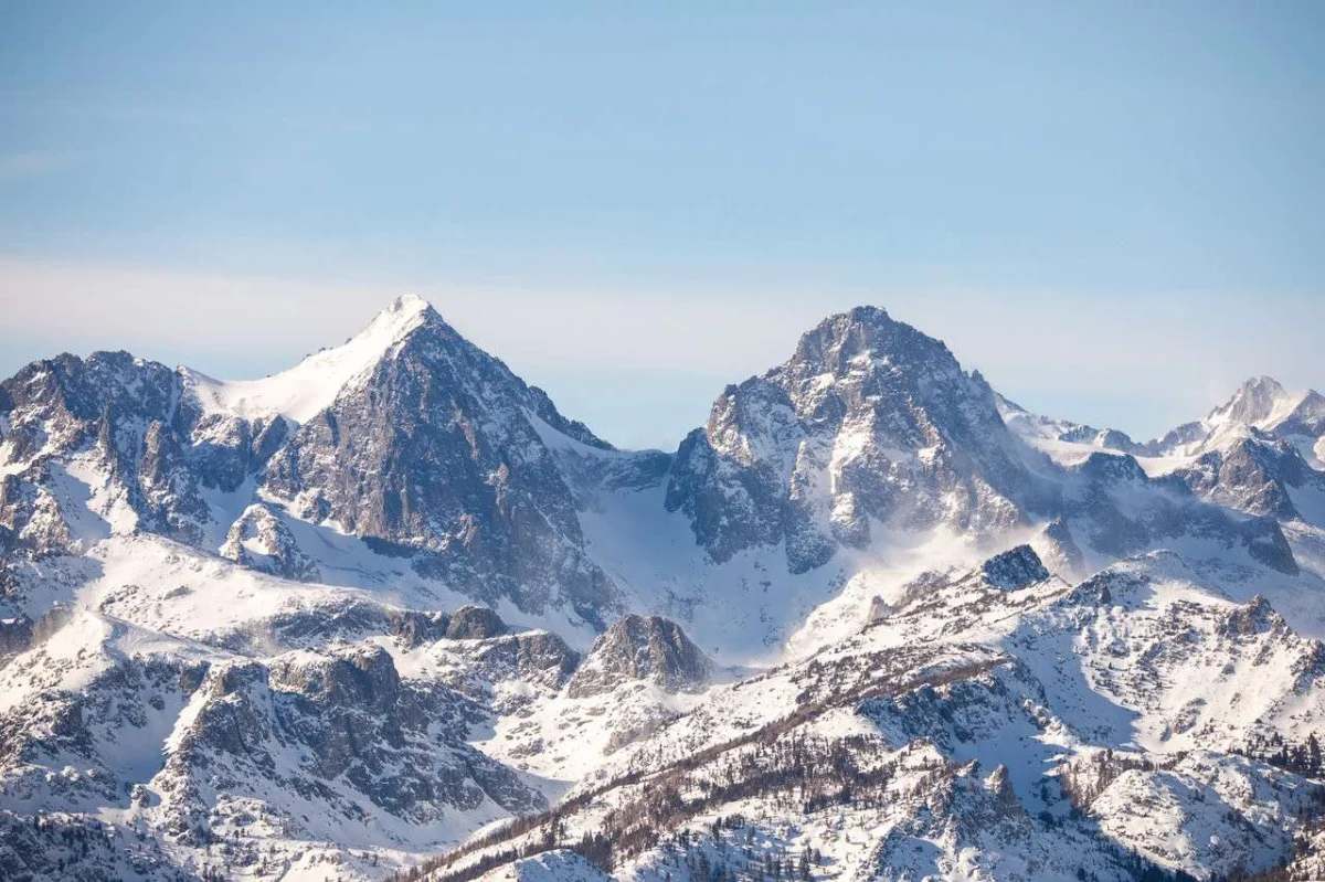 Mammoth Lakes winter landscape with snow-covered mountains