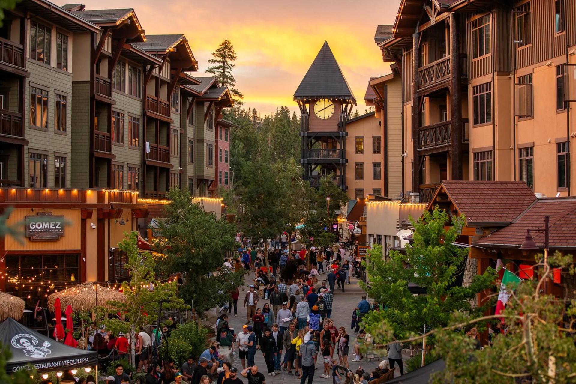 Mammoth Lakes scenic view