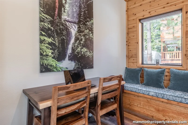 A workstation for remote working needs